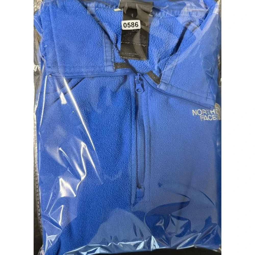 The North Face Men's Large Blue 1/4 Zip Fleece Pullover Jacket Logo